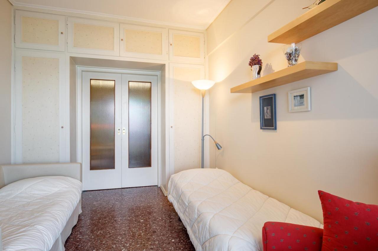 Metaxa Seafront Apartment Peraía Exteriör bild
